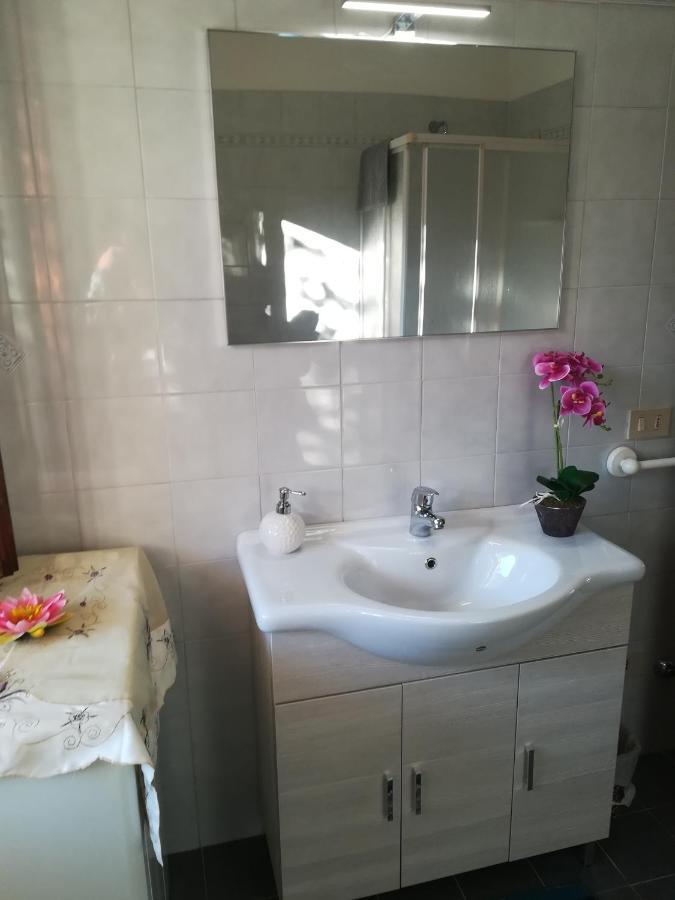 Appartamento Oasi Verde Lago Desenzano del Garda Buitenkant foto